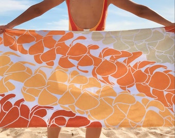 Puakenikeni Beach Towel