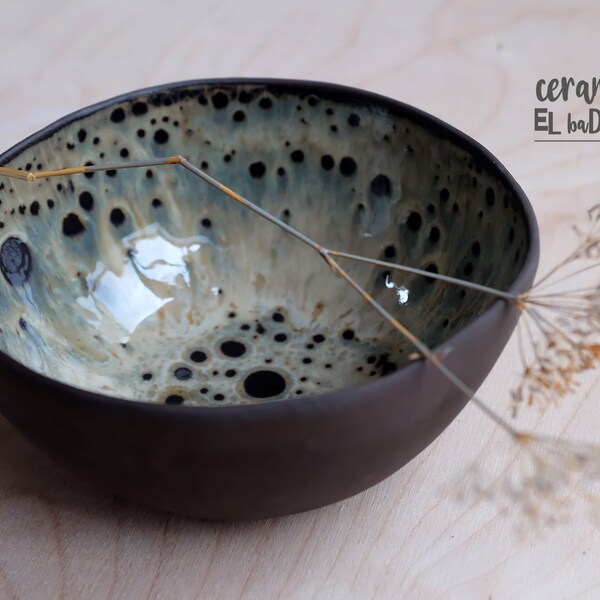 Bowl 038 - Face of the Moon, ceramic bowl with original glazing, handmade ceramics, unique ceramic bowls and plates