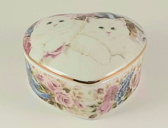 Vintage 1994 Lefton China Porcelain Trinket Box f… - image 8