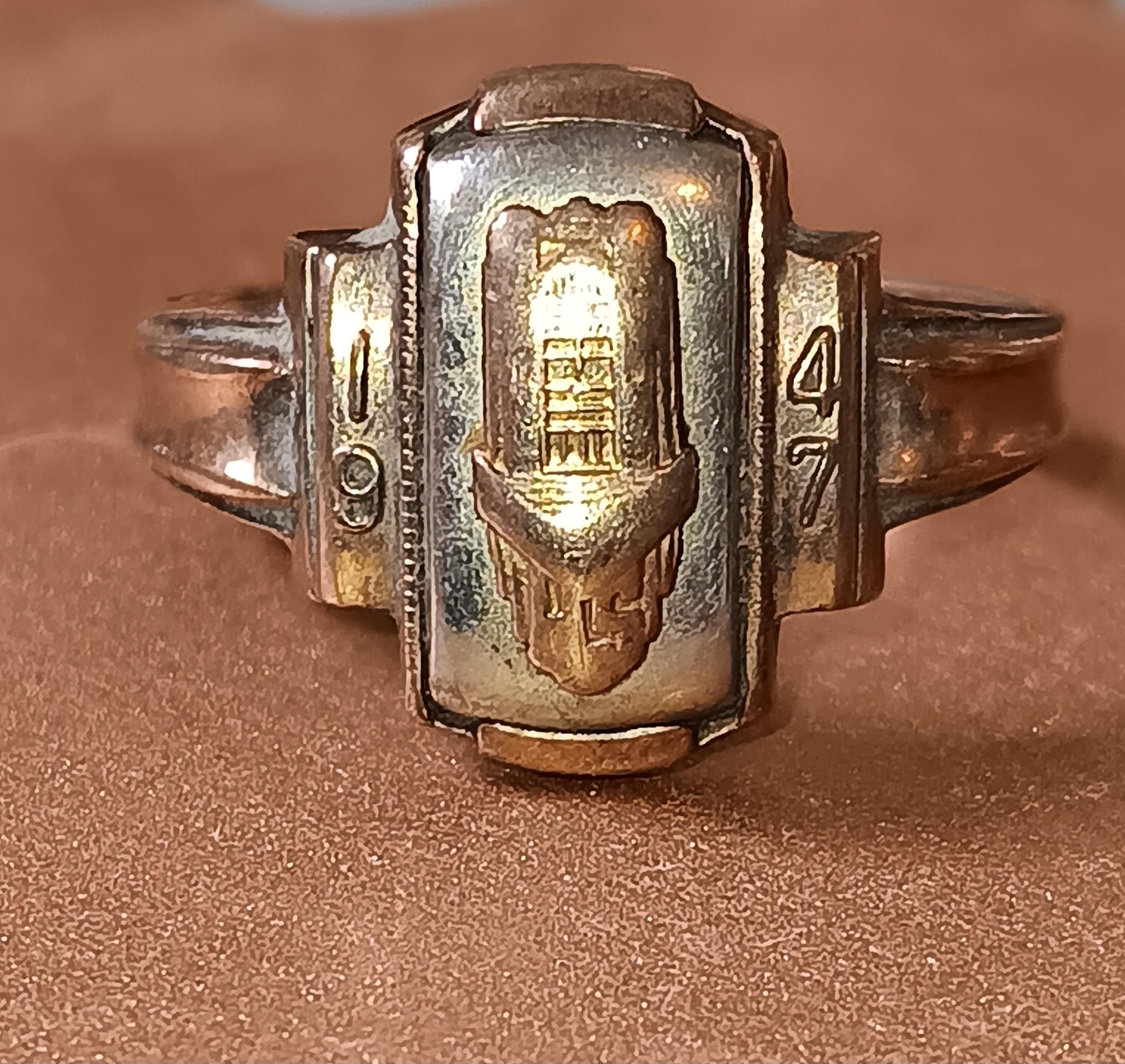 Vintage 1947 10k Gold Jostens Class Ring(maryville, MO), in Very