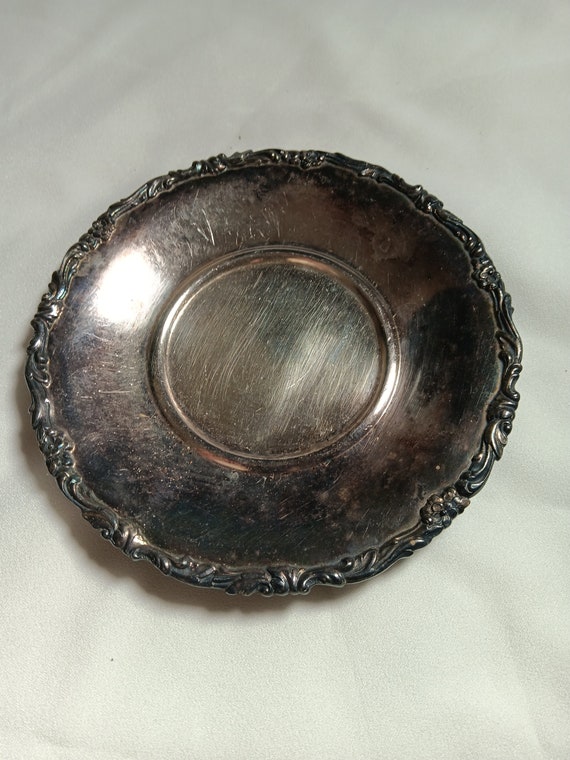 Late 1800s 6.5 Inch Silver Plate Simpson, Hall, and Miller Serving