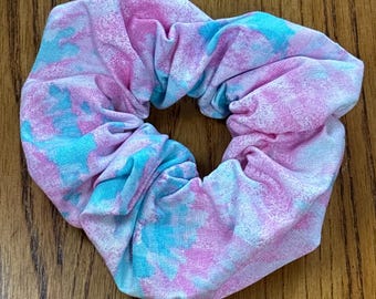 Pastel Scrunchie – Handgenähter Haarschmuck