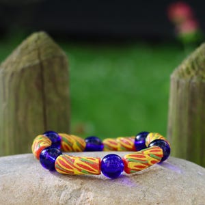 Bracelet Krobo - Bracelet africain - Bracelet de perles de verre du Ghana - Perles de verre africaines - Bracelet extensible empilable fait main - Bijoux Boho Chic