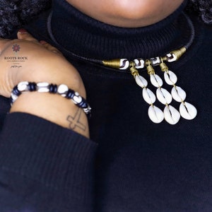 Batic Necklace/ African Necklace/Cowrie Shell Jewellery/Handmade Jewellery/African Necklace/ Ethnic jewellery/ African Jewelry