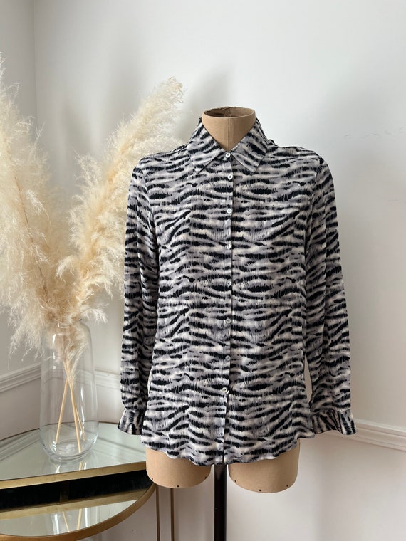 Vintage Allison Taylor Zebra print blouse 100% si… - image 1