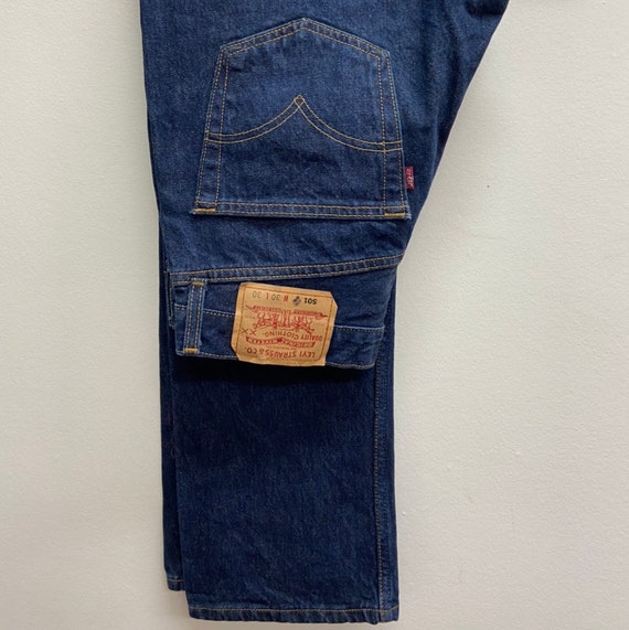 Levis mom jeans
