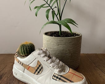 nike burberry shoes