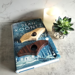 Wood Book Page Holder, Thumb Page Holder, One Hand Book Holder, Reading Ring, Gift For Book Lovers, Gift For Her, Gift For Teacher