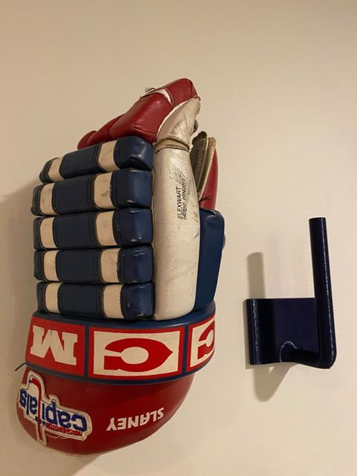 Single Hockey Glove Wall Display Holder Etsy