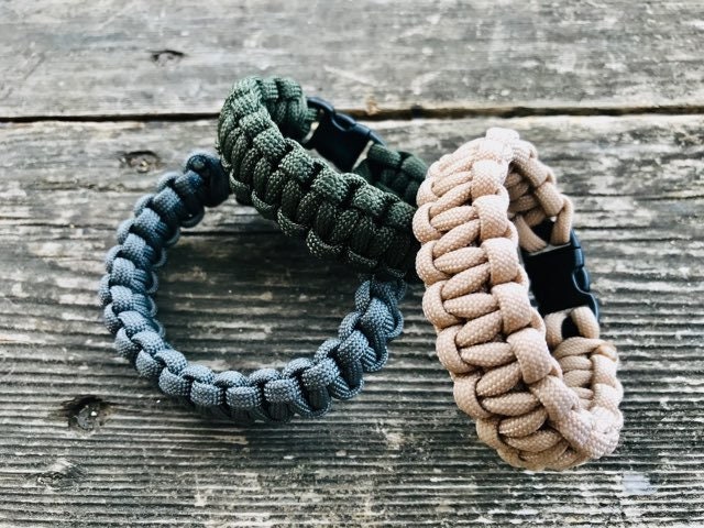 Uxcell Survival Paracord Bracelets, Braided Parachute Bracelet, Khaki