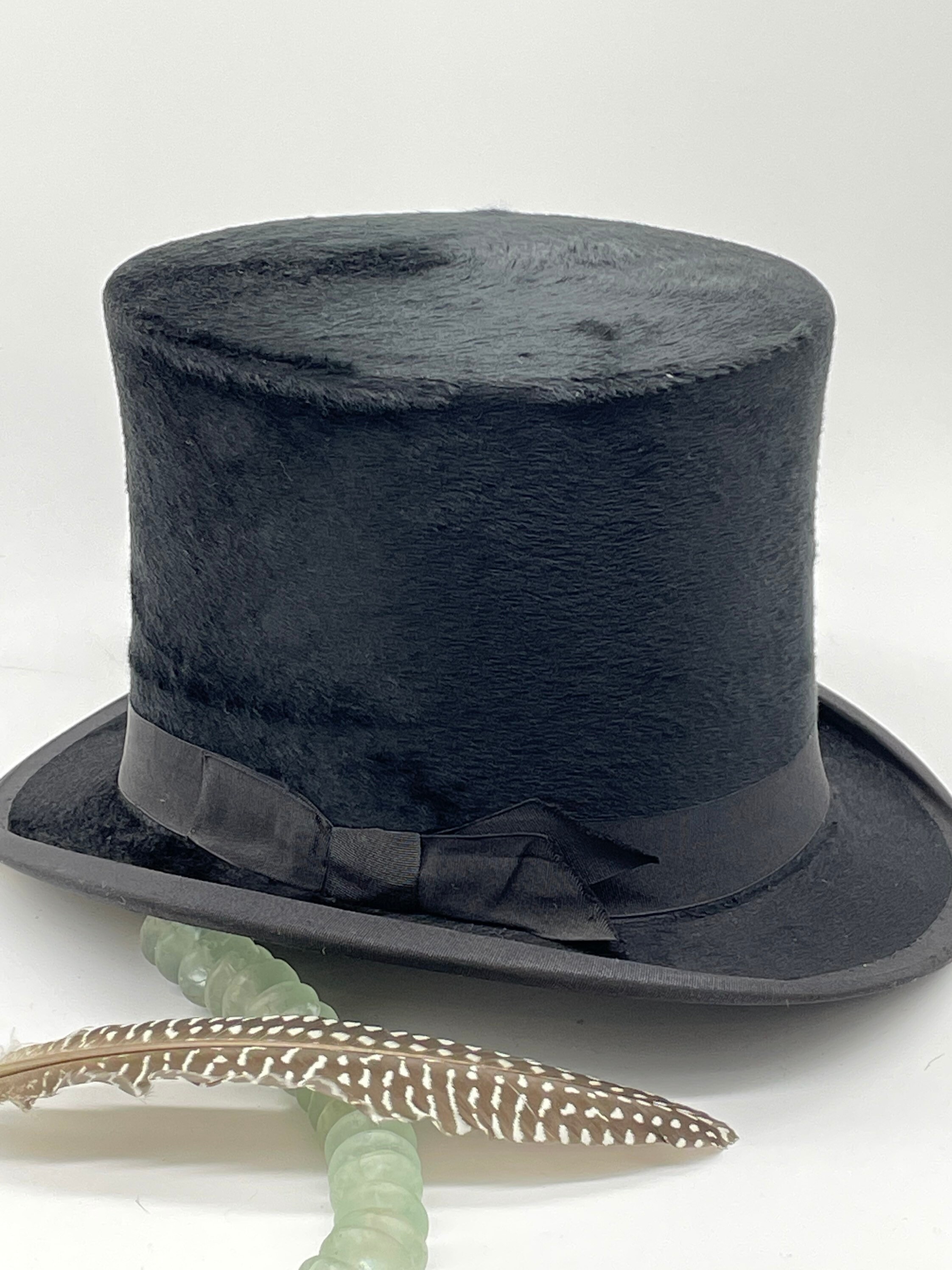 Beaver Fur Top Hat With Leather Case 