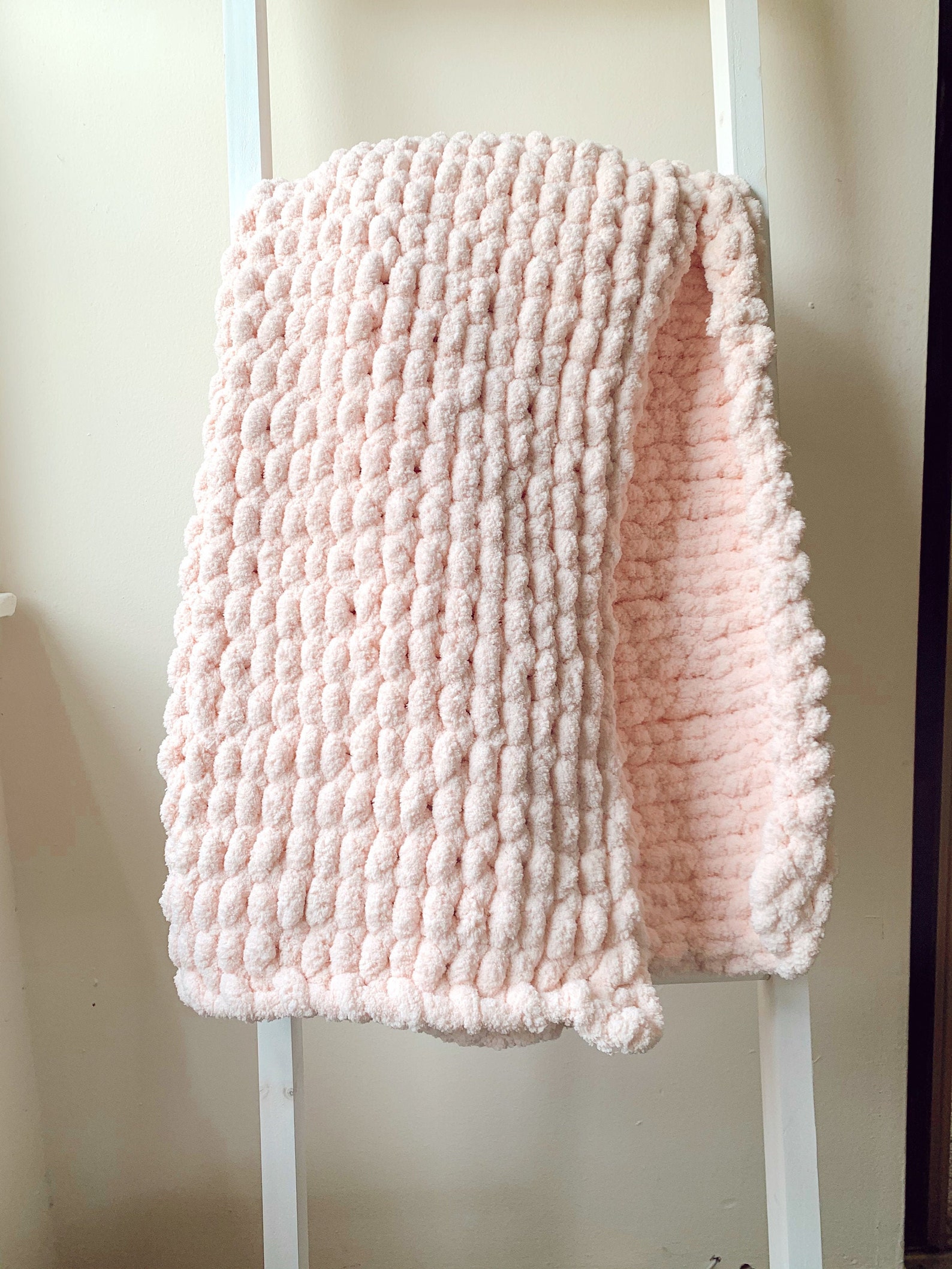 SALE Pink Chunky Knit Blanket Soft Handmade Throw Big Blush Etsy