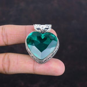 Handmade Heart Chrome Diopside Pendant: Vintage Sterling Silver Jewelry