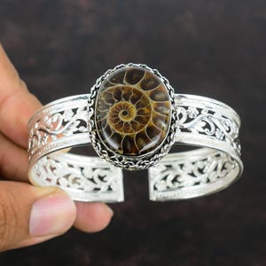 Bracciale rigido in pietra fossile di ammonite, bracciale rigido con pietre preziose autentiche, gioielli fatti a mano, bracciale rigido in argento sterling 925, bracciale rigido regolabile, regali per amici