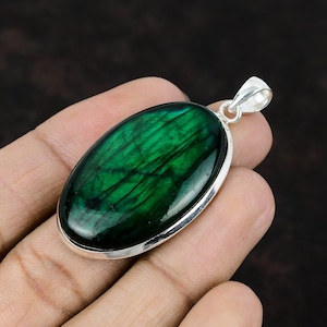 Green Fire Labradorite Pendant: Handmade 925 Sterling Silver Jewelry