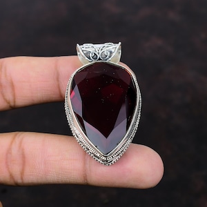 Colgante de granate de Mozambique facetado, diseño vintage, joyería hecha a mano, colgante de plata de ley 925, colgante de piedra preciosa auténtica, regalo de aniversario