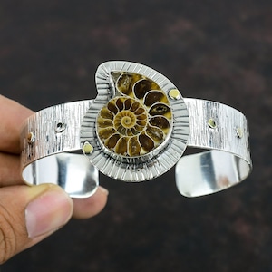Bracciale fossile di ammonite Bracciale fatto a mano con pietre preziose Bracciale in argento sterling 925 Bracciale regolabile Gioielli in argento Regali di anniversario