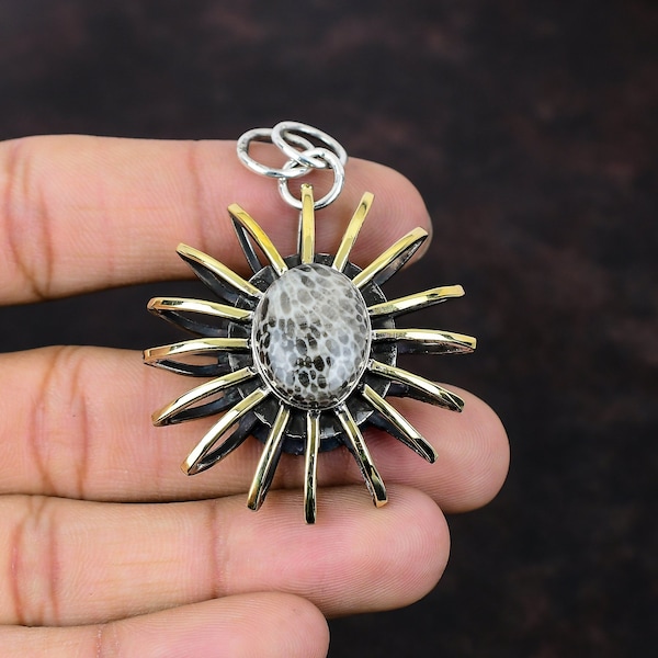 Handmade Stingray Coral Pendant: 925 Sterling Silver, 18K Gold Plated