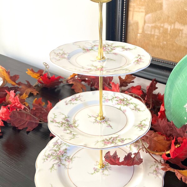 3-Tier Cake Stand by Haviland (Rosalinde New York) for Afternoon Tea (Vintage china)