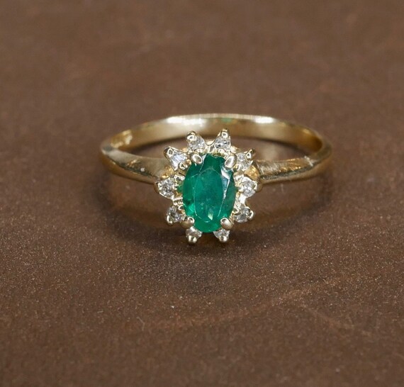 antique Emerald halo ring