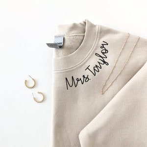 Embroidered Bride Sweatshirt, Embroidered Personalized Bride Sweatshirt, Embroidered Sweatshirt, Bride Sweatshirt