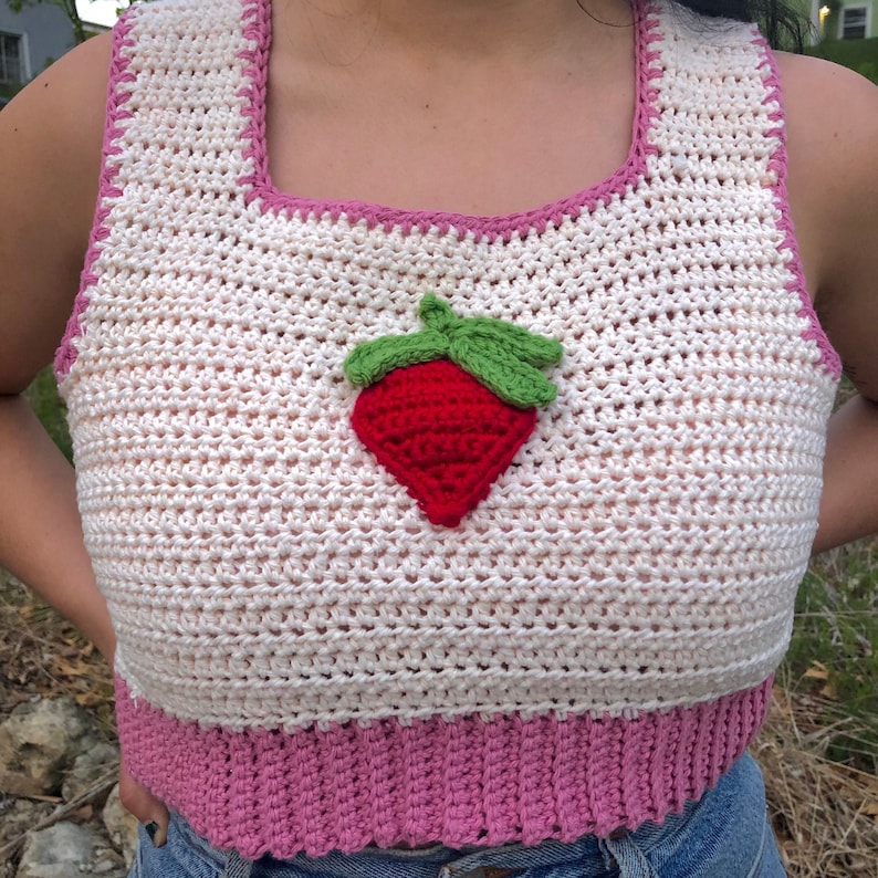 Strawberry Vest PATTERN/ Crochet Vest Pattern/ Fruit Top Pattern/ Crochet Pattern for Women/ Beginner Friendly Pattern/ Easy Crochet Pattern image 4