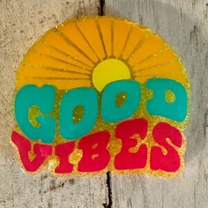 Good Vibes 格納式バッジリール