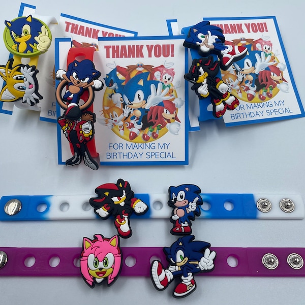 Bomboniere a tema Sonic, ciondoli a forma di riccio e braccialetti regalo/borse regalo, braccialetto da 7'' con 2 ciondoli ciascuno (set da 6, 12, 18 o 24)