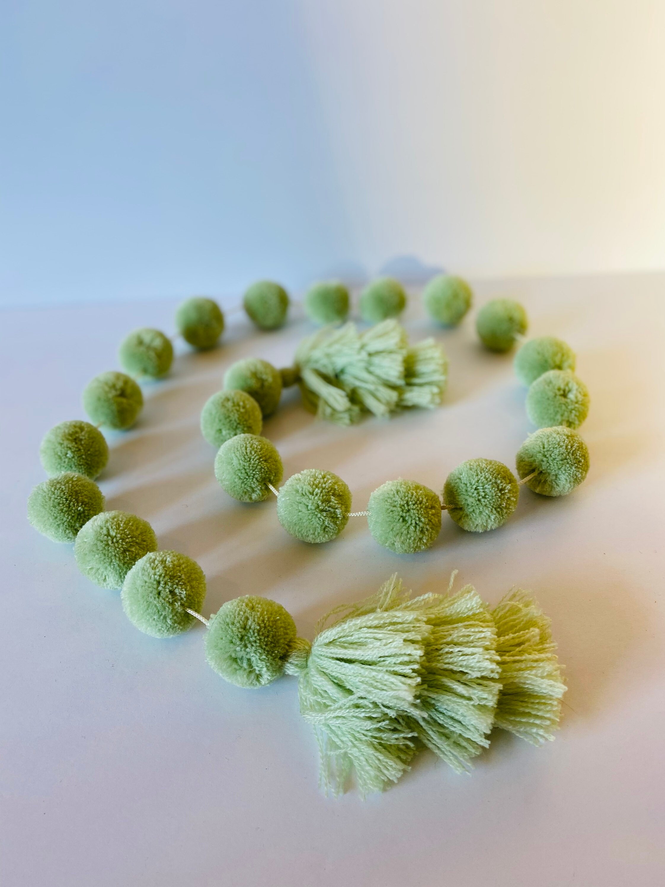 Light Green Hestya 500 Pieces 0.5 Inch Christmas Pompoms Glitter Pom Poms for Craft Making and Hobby Supplies 