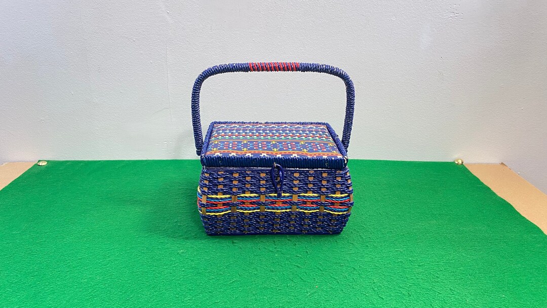 Wicker Sewing Basket, Handle and Satin Interior, Woven Style Design