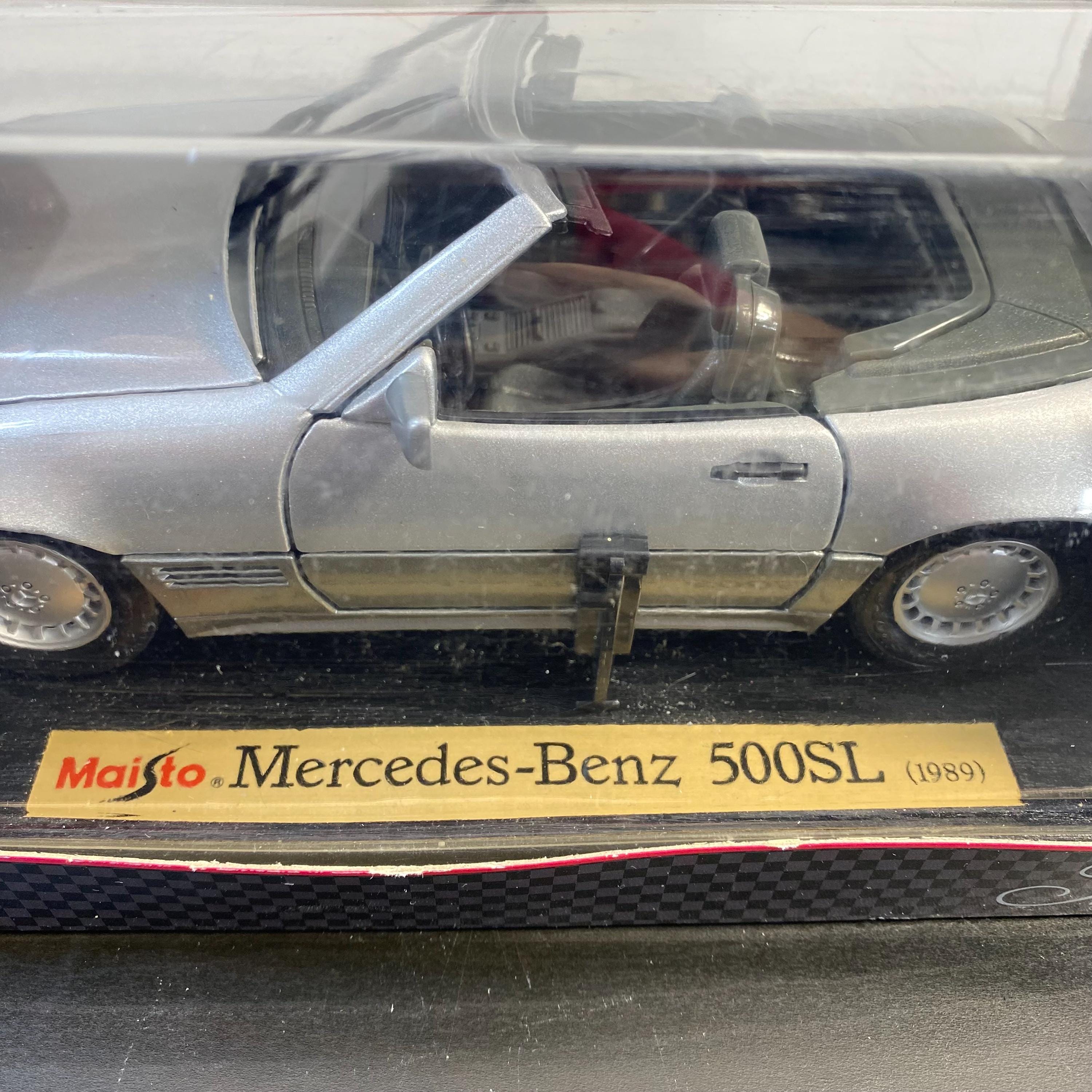 Miniature Maisto Mercedes 500 SL 1989 - 1/18, Noire, Modèle D'occasion Voiture De Collection