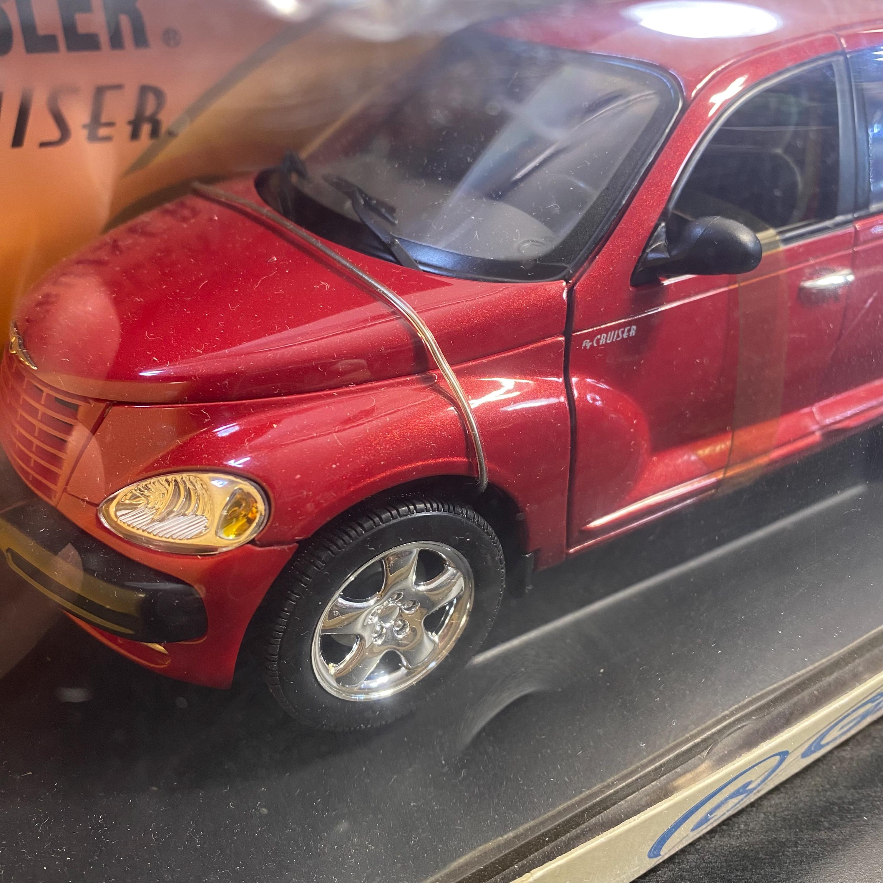 Chrysler PT Cruiser GATE Die Cast 1/18 Model Replica, 1:18 Race