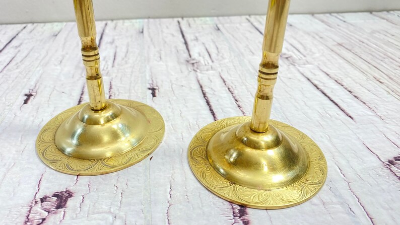 Pair Of Tall Elegant Brass Candlesticks, 2 Candle Stick Holders, Rare Centerpiece, Candelabra, Antique Style, Unique Gift, Nice Shape. zdjęcie 3