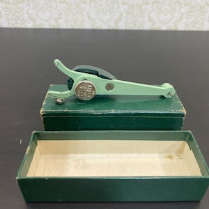 Riscador ajustável K+E Doric Lettering 8920, EUA, ferramenta de caligrafia Keuffel & Esser Doric com estojo, ferramentas vintage de desenho técnico para arquitetos e engenheiros.