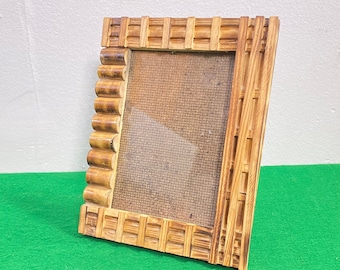 Marco de fotos rústico de madera, decoración de mesa artesanal de estilo granja.