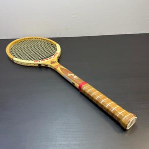 Italian SIRTFLEX Tennis Racquet, High Line, Championship Italy, Wooden Grip, Brown and Beige, Collectable, Strong Sport Memorabilia.