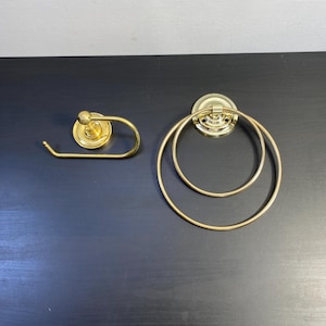 Toilet Tissue Holder, Metal Towel Rings, Hand Towel Holders, Set of 2 Wall Hanging Bathroom Accessories, Vintage Handcrafted Home Decor.