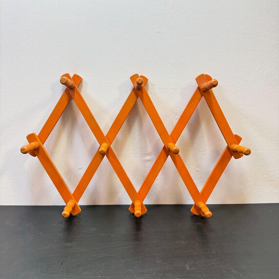 Wooden Expandable Coat Rack, Accordion Hanger, Brown Towel Hooks