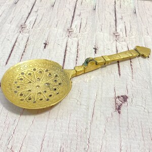 Vintage Decorative Brass Spoon, Folding Handle, Golden Color, Wall Spoon, Metal Wall Planter, Antique Shape, Retro Item, Rustic, Old Gift.