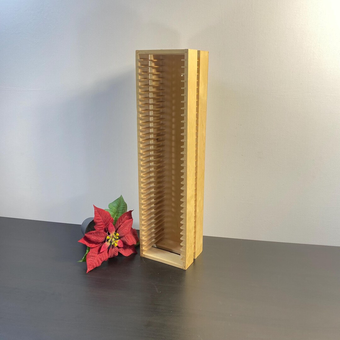Wooden CD Rack, Wall Mounted Holder, Vintage DVD Shelf for 35 One, Disc ...