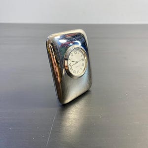 Paperweight Desk Clock, Stainless Steel/ Silver Metal Quartz Clock, KPMG 1998, Management Skill Workshop, Analogue Clock, Battery Operated.