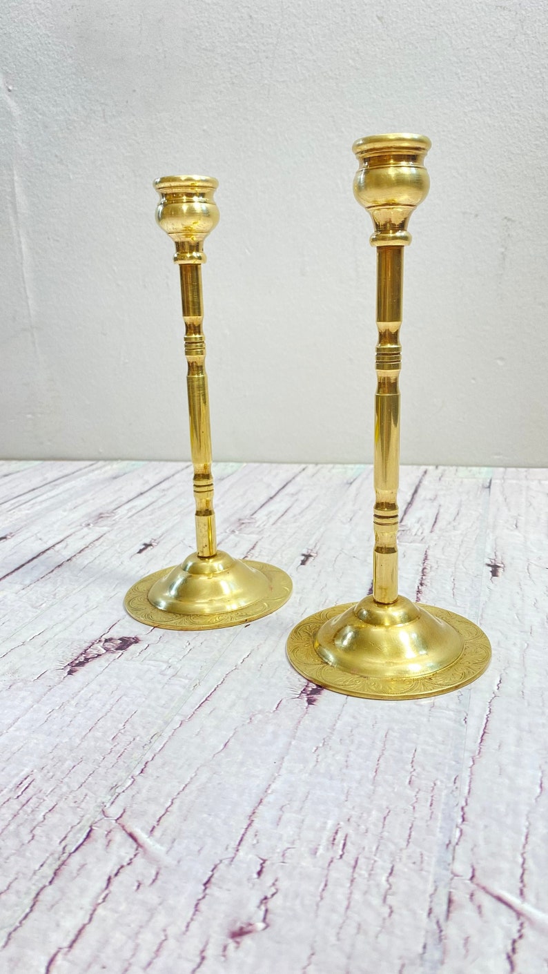 Pair Of Tall Elegant Brass Candlesticks, 2 Candle Stick Holders, Rare Centerpiece, Candelabra, Antique Style, Unique Gift, Nice Shape. zdjęcie 2
