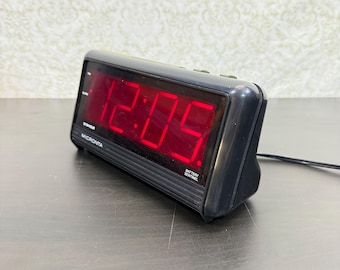 Vintage 1970s Micronta Model 23-583 Digital Red LED Alarm Clock with 12/24 Hour Mode and Battery Sentinel. Tested and Working Retro Style.