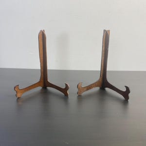 Présentoir en bois, un chevalet, chevalet de table, supports pour photos décoratifs, couleur marron, porte-photos vintage, assiettes sécurisées, style antique.