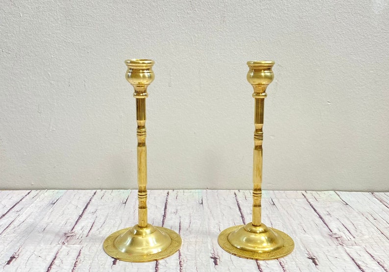 Pair Of Tall Elegant Brass Candlesticks, 2 Candle Stick Holders, Rare Centerpiece, Candelabra, Antique Style, Unique Gift, Nice Shape. zdjęcie 1