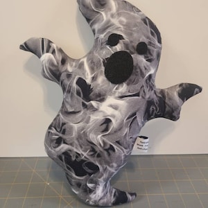 Small Ghost Stuffed Toy, Plush, Home Decor, Halloween, Shelf Sitter, Bedroom, Sofa, Birthday Gift, Black and White, Mist Look Cotton Fabric