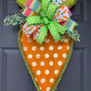 Easter wreath for door, Easter door hanger, Easter carrot wreath, holiday wreath, front door wreath, decor for front door, polka dot wreath