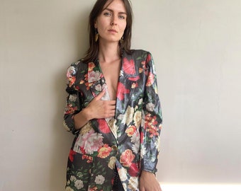 1980s Emanuel Unagaro floral summer blazer, vintage flower pattern thin jacket size medium to large.