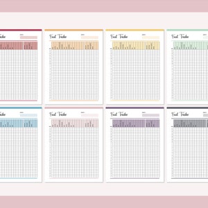 Op de afbeelding: Acht printbare voedseltrackerpagina's met verschillende gekleurde koppen. Elke pagina heeft een raster met 30 rijen en 15 kolommen. De koppen zijn rood, oranje, geel, groen, blauw, roze, paars en grijs.