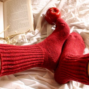 Handgemachte Merinowolle Socken Warme Wintersocken Ideal zum Wandern Extra Dicke Socken Gemütliche Socken Lammwolle Bild 1